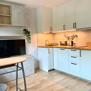 https://pole-mokotowskie-apartament.warsawhotelspoland.com